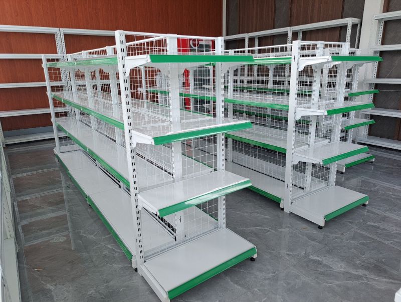 Kệ trưng bày nước ngọt tôn lưới