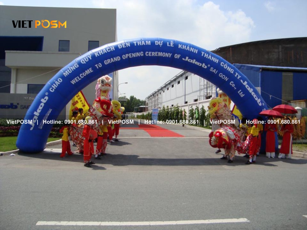 Cổng hơi lễ khai trương khánh thành